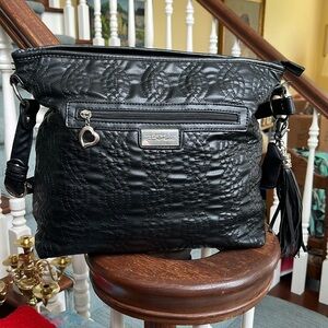 Bella Russo  Shoulder bag  Vegan leather GUC  Quilted pattern  Silvertone HW